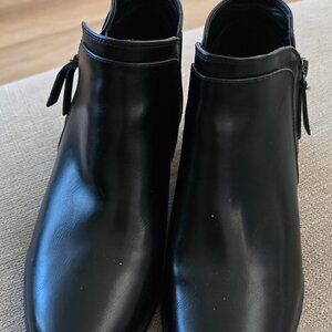 Naturalizer Ankle Boot Karol Black SIZE 8.5 NWOT